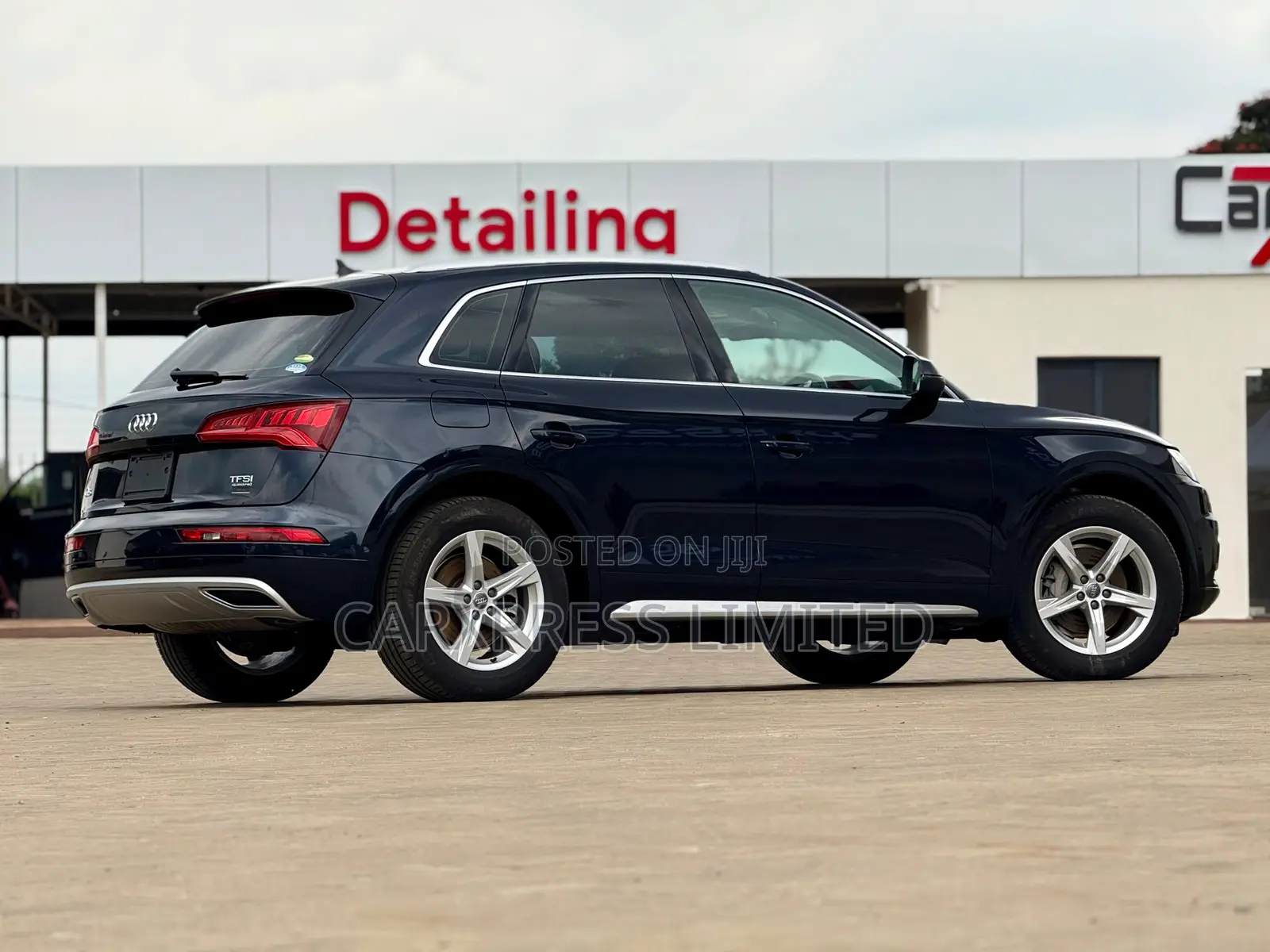 Audi Q5 2018 Blue