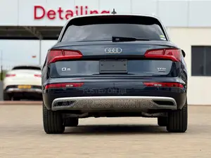 Audi Q5 2018 Blue