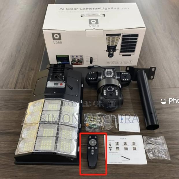 180 Watt Triple Lens 4g Floodlight Solar PTZ Camera