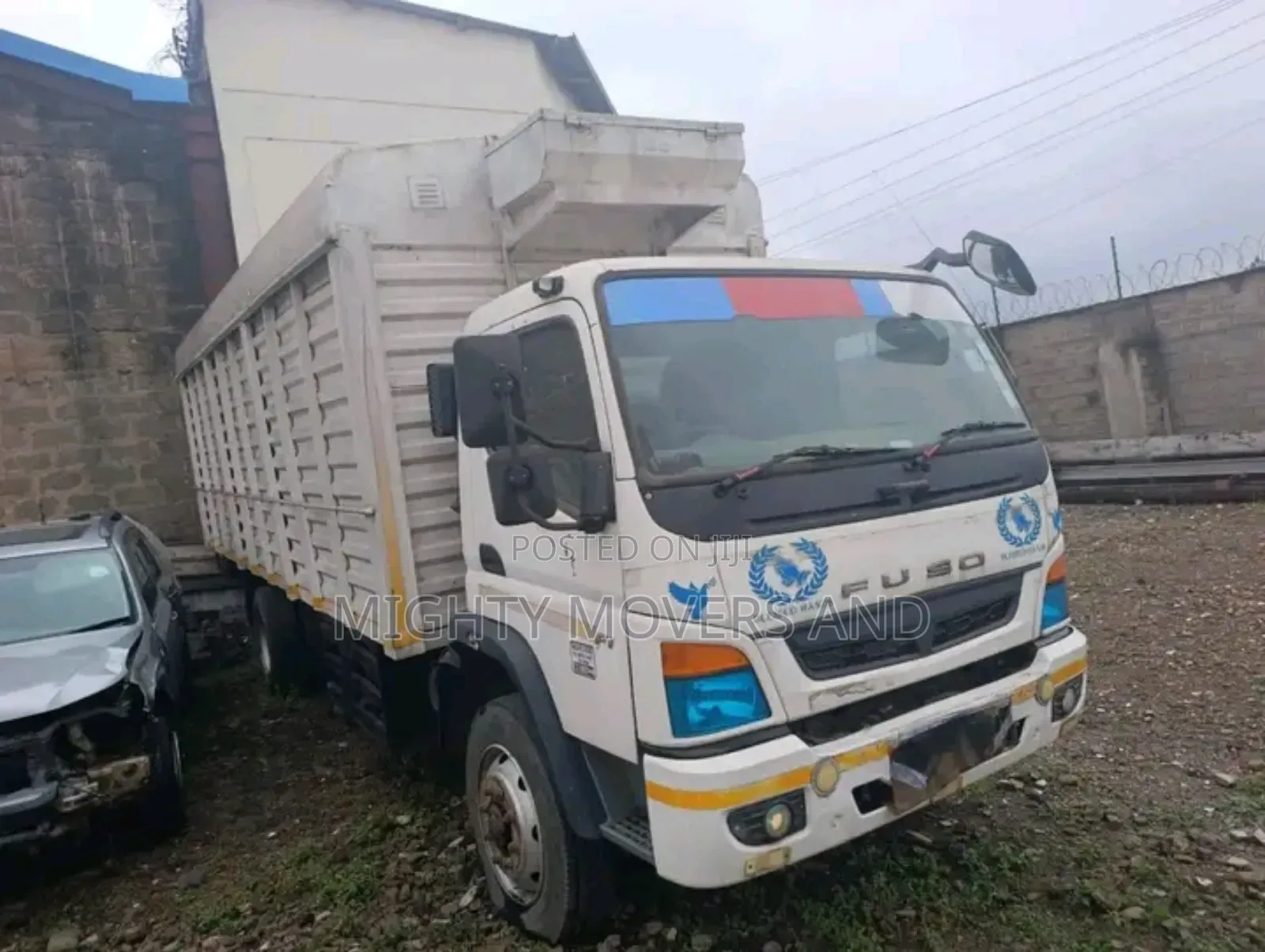 Lorry/Truck Available for Logistics Services