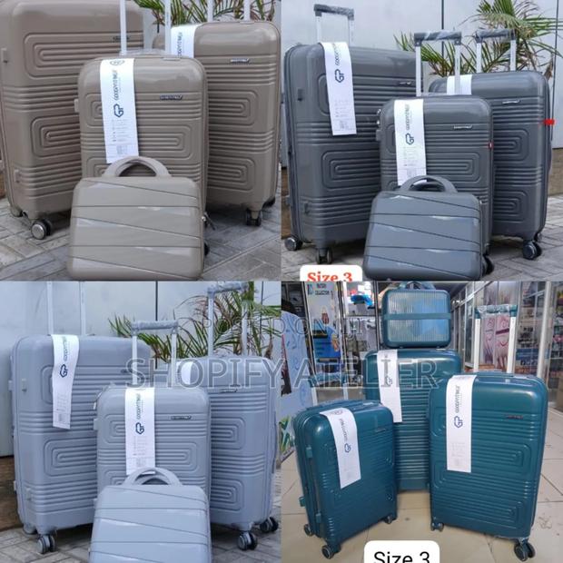 *4 in 1 Luxurious Unbreakable Suitcase*Zipper Closure Frame. - main view