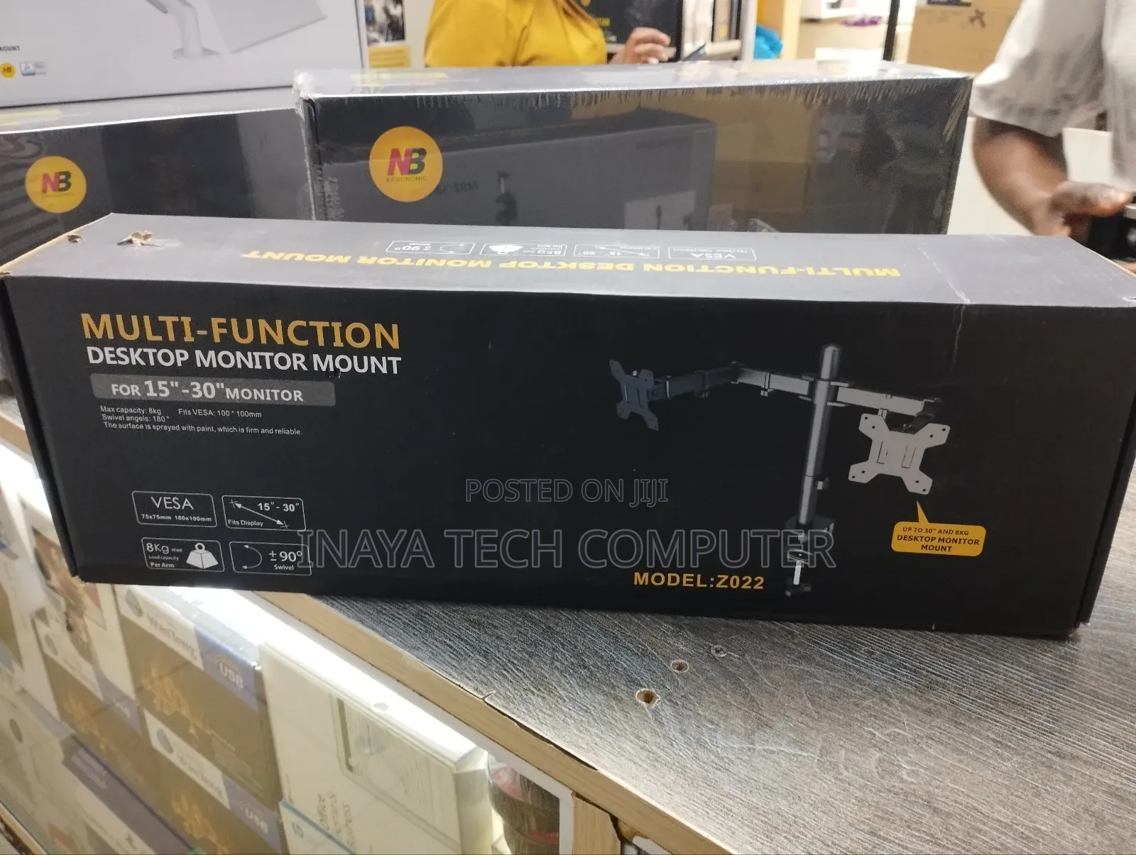 Multi- Function Z022 Dual Monitor Mount
