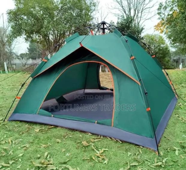 Outdoor Camping Tent for 3 to 5 People