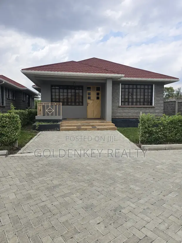 3bdrm Bungalow in Kitengela for sale