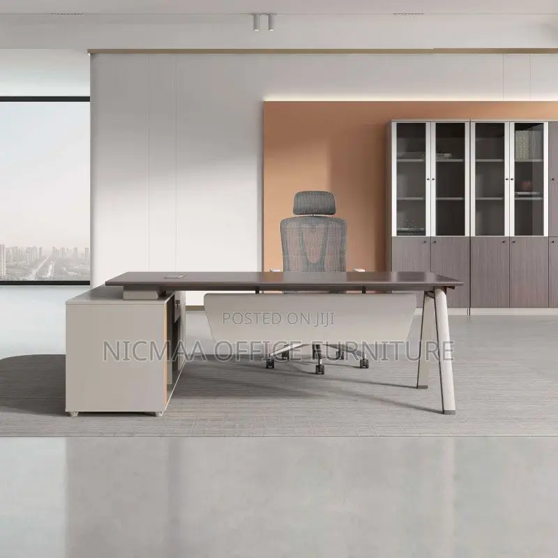 Office Desk: Advanced Modern Desk