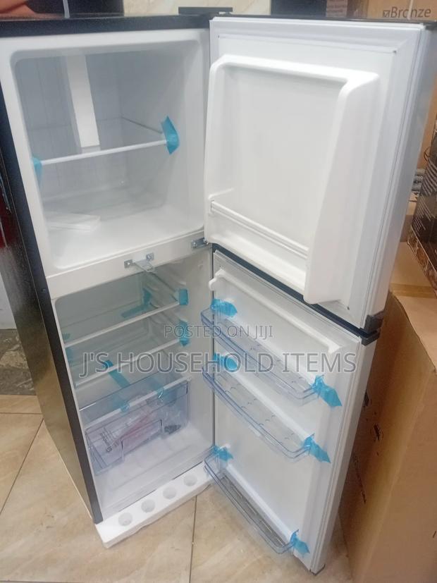 Ramtons 138 Litres Doubledoor Fridge - thumbnail 2
