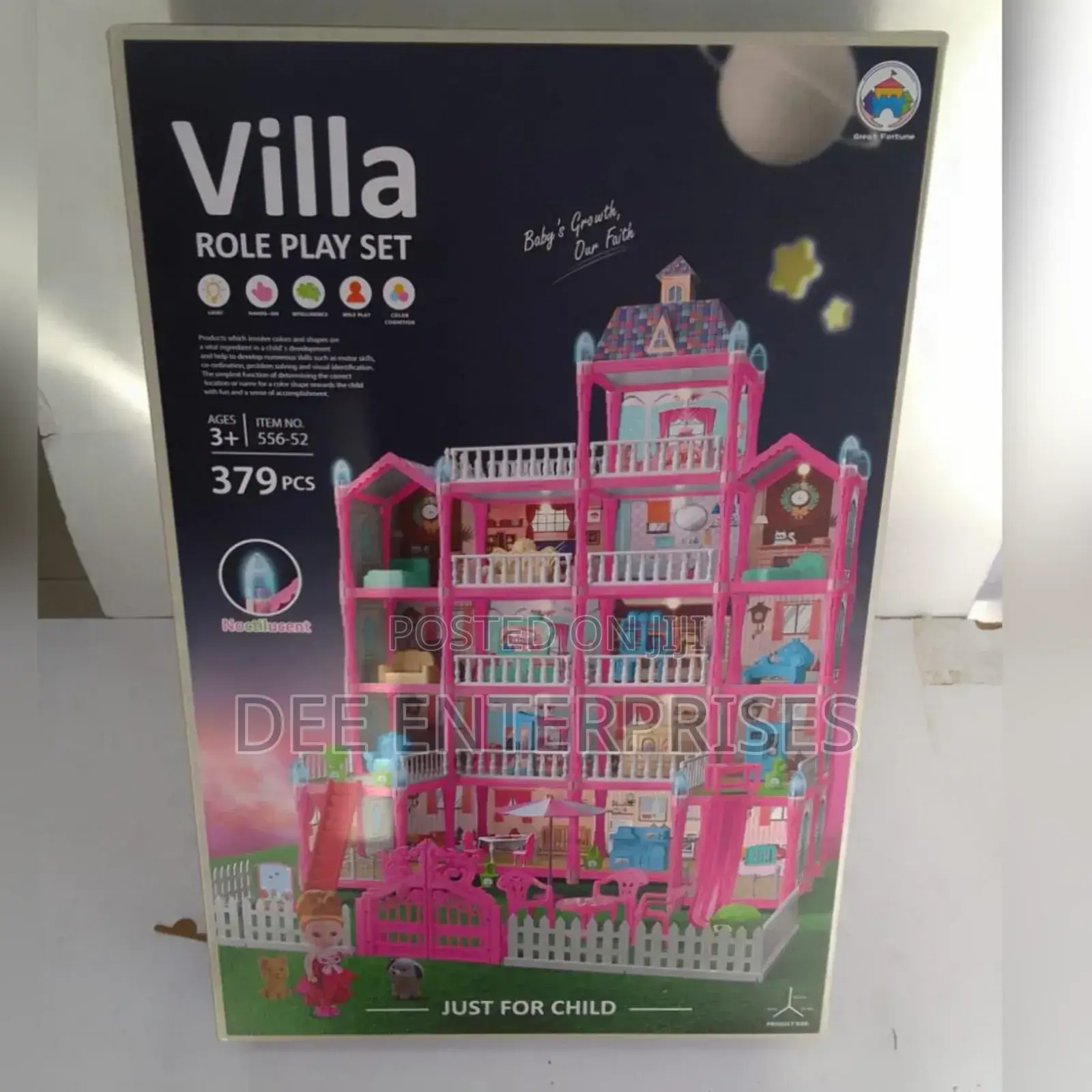 379 Pieces Doll House