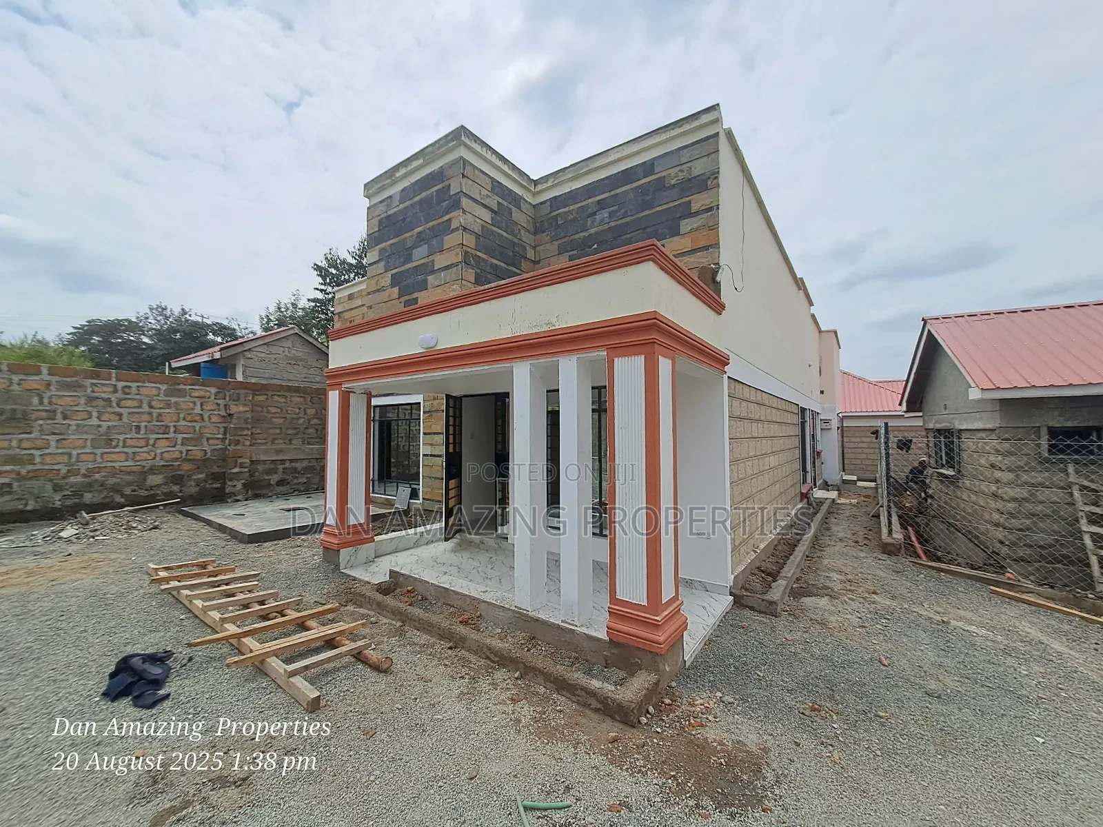 4bdrm Bungalow in Rimpa for sale