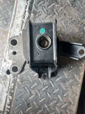 Engine Mount Toyota Passo 1nr