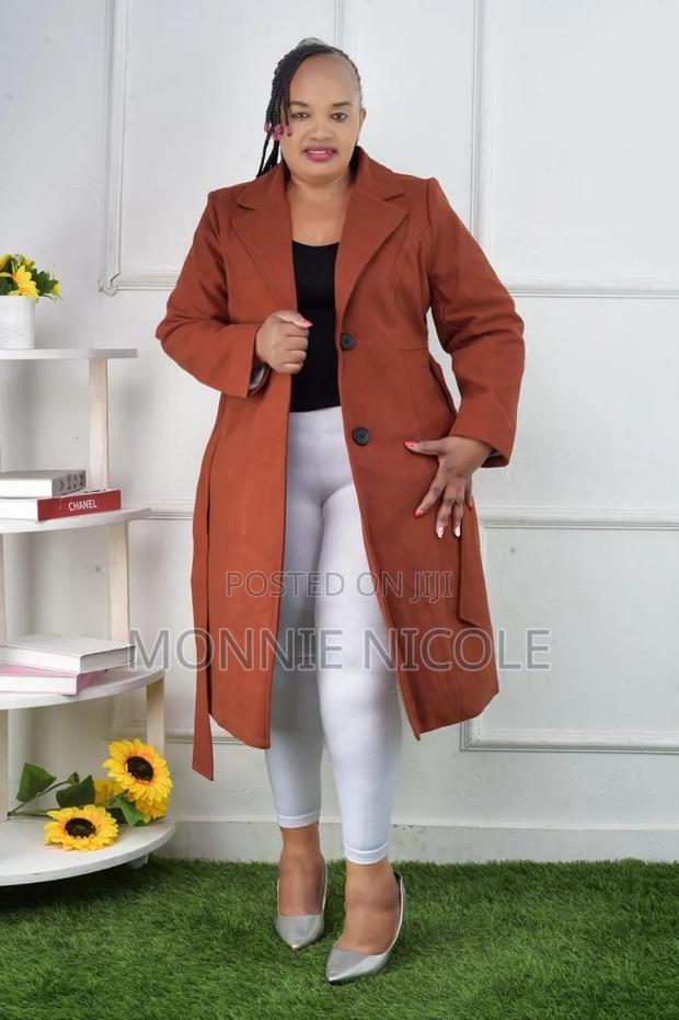 Elegant Office Trenchcoat - thumbnail 3