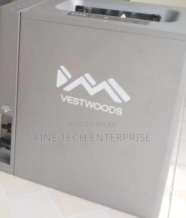 Westwood Lithium Battery - main view
