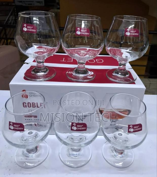 Cognac Glasses
330ml Capacity 
Set of 6 Pcs.