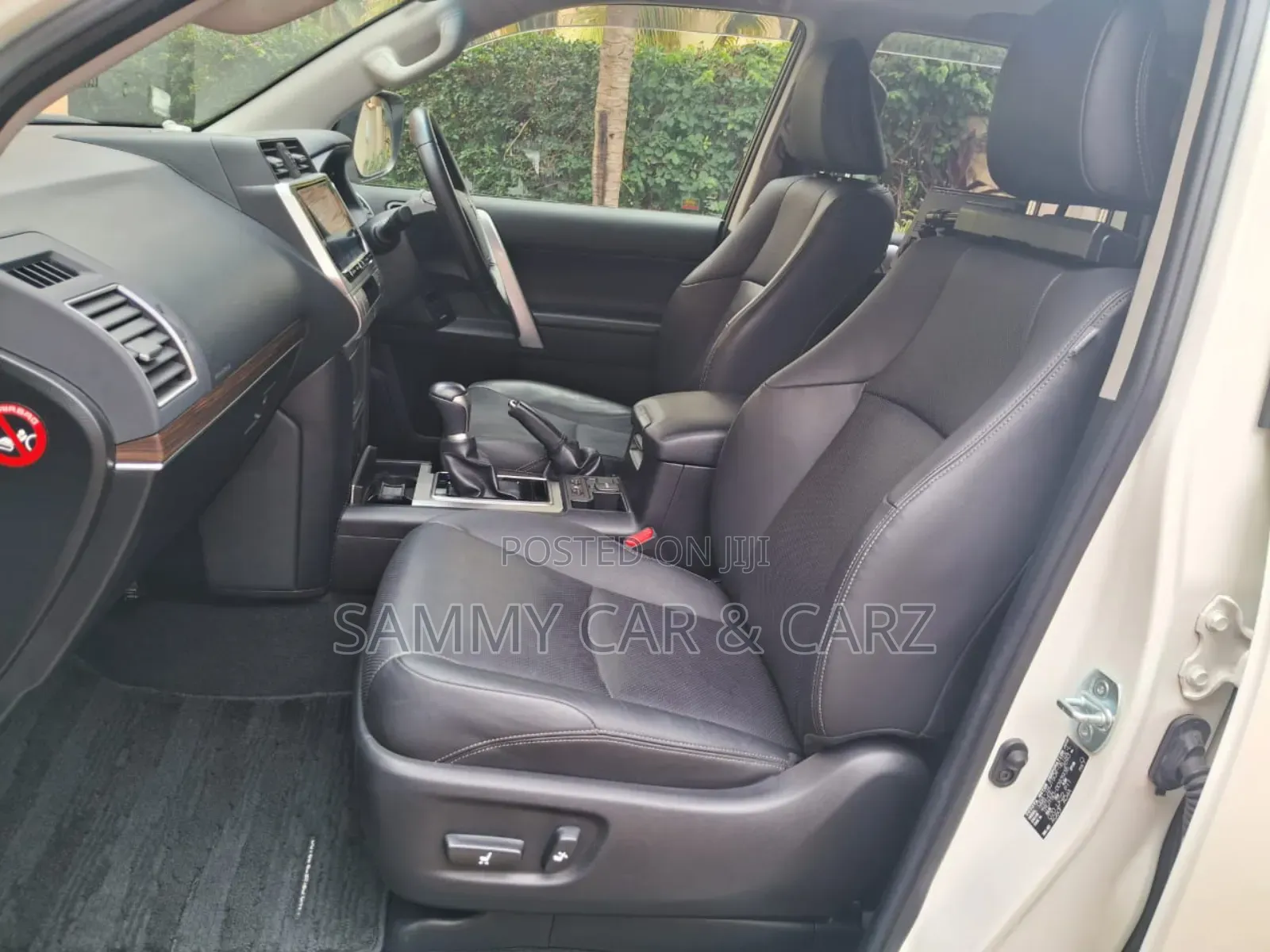 Toyota Land Cruiser Prado 2018 White
