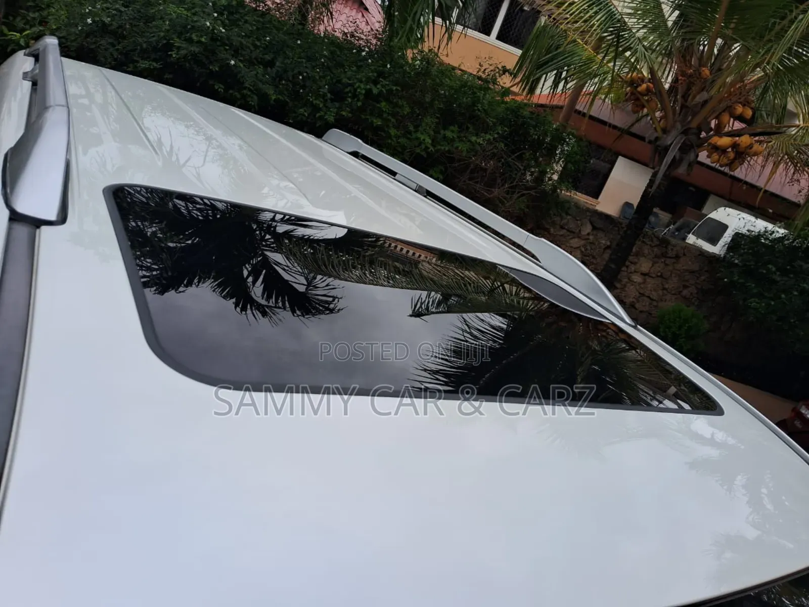 Toyota Land Cruiser Prado 2018 White