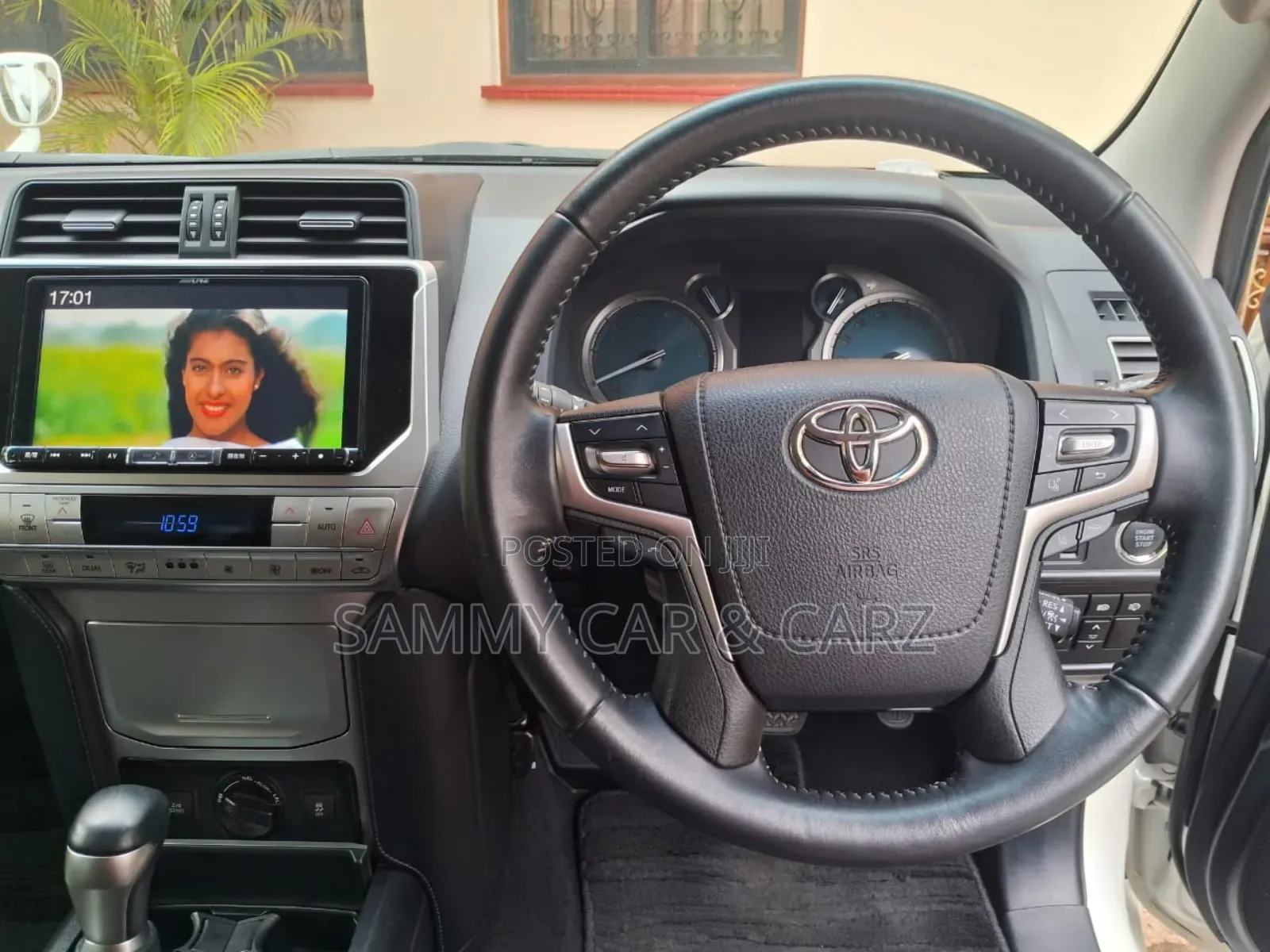 Toyota Land Cruiser Prado 2018 White