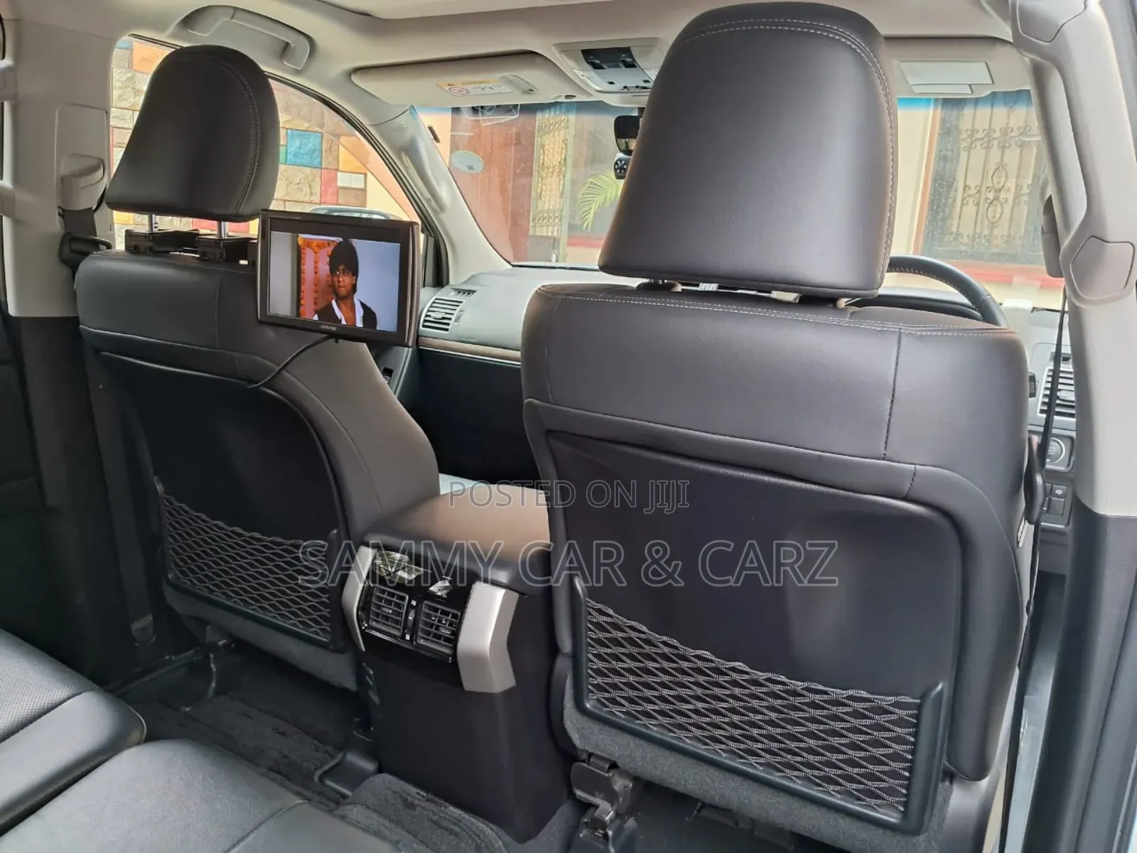 Toyota Land Cruiser Prado 2018 White