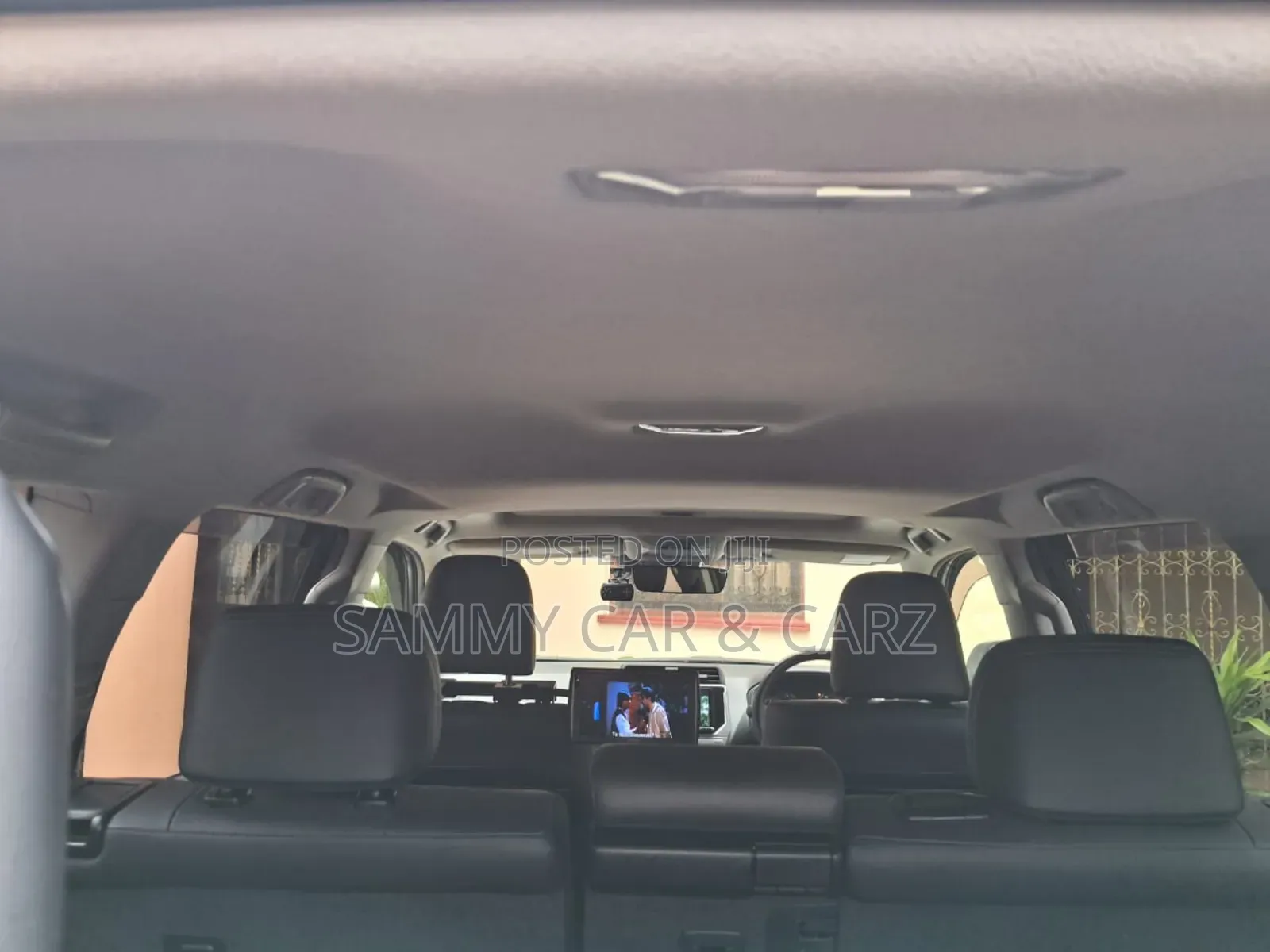 Toyota Land Cruiser Prado 2018 White