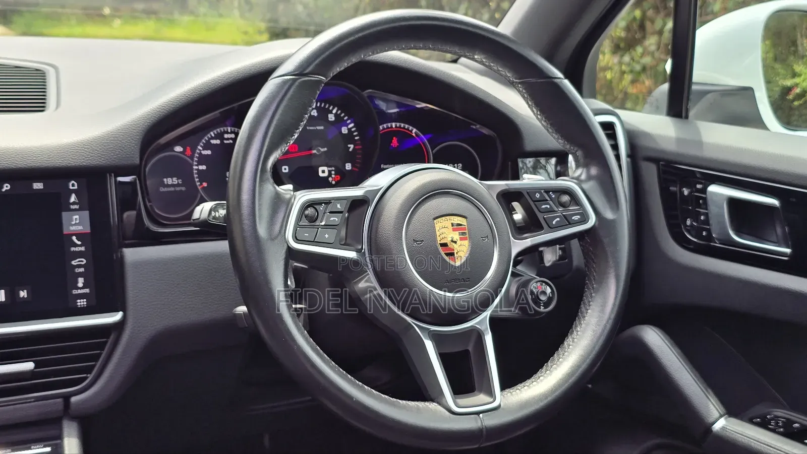 Porsche Cayenne 2018 White