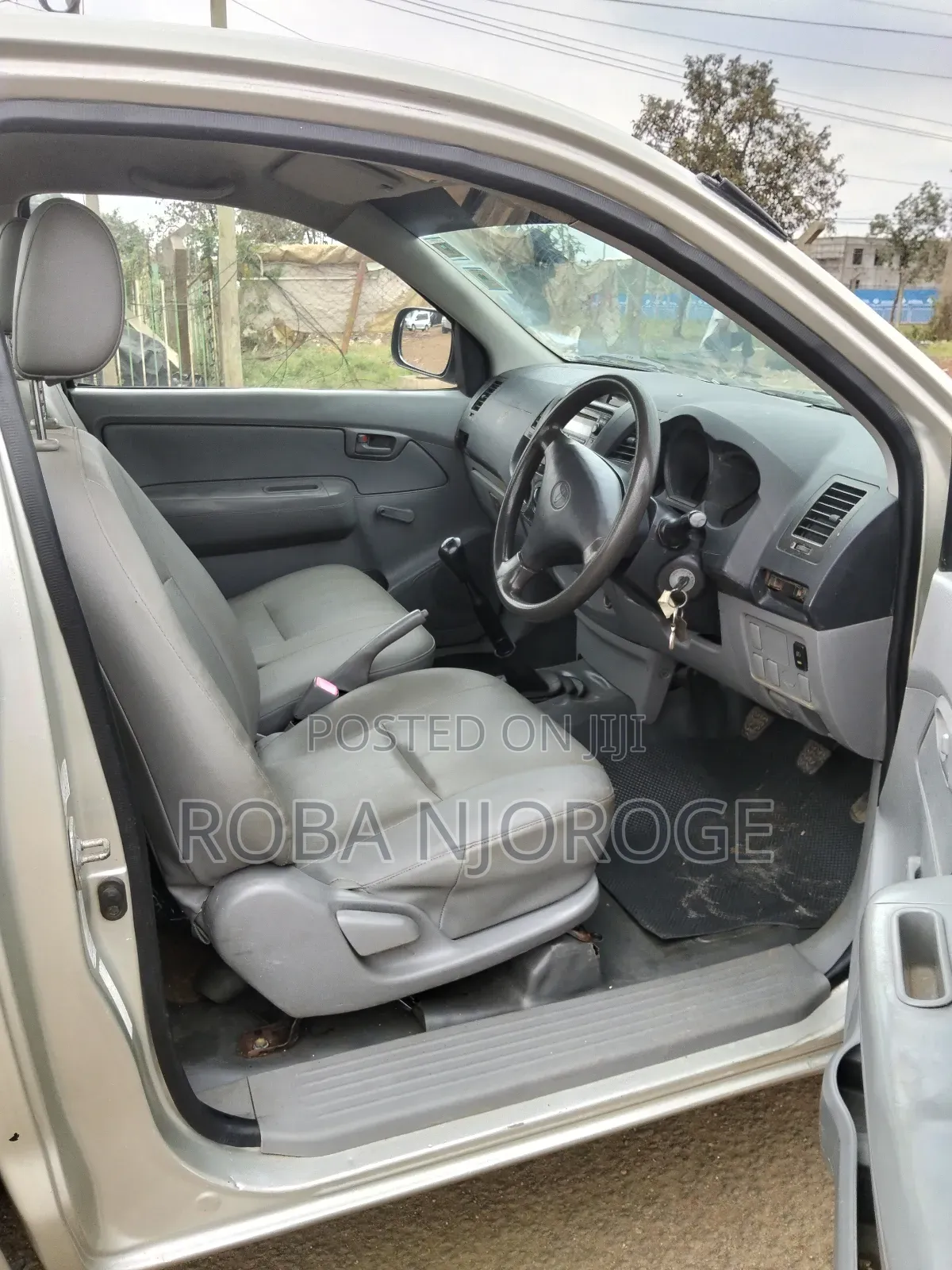 Toyota Hilux 2.5 D-4D SRX 2010 Pearl