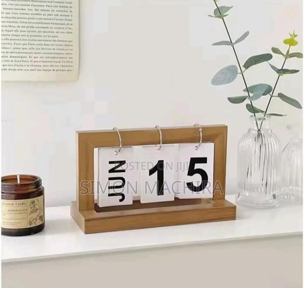 Desk Study Flip Calendar Bamboo - main view