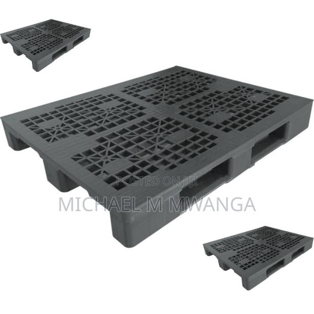 (Hdpe) Rackable Plastic Pallets