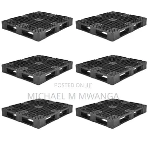 High-Performance Rackable Plastic Pallets