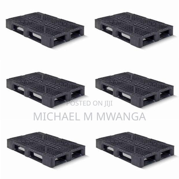 Warehouse Rackable Plastic Pallets