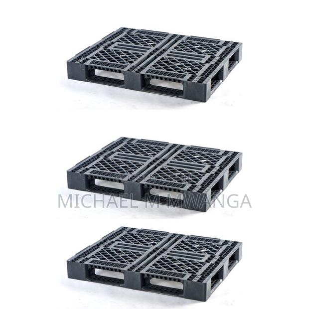 Cost-Effective Rackable Plastic Pallets