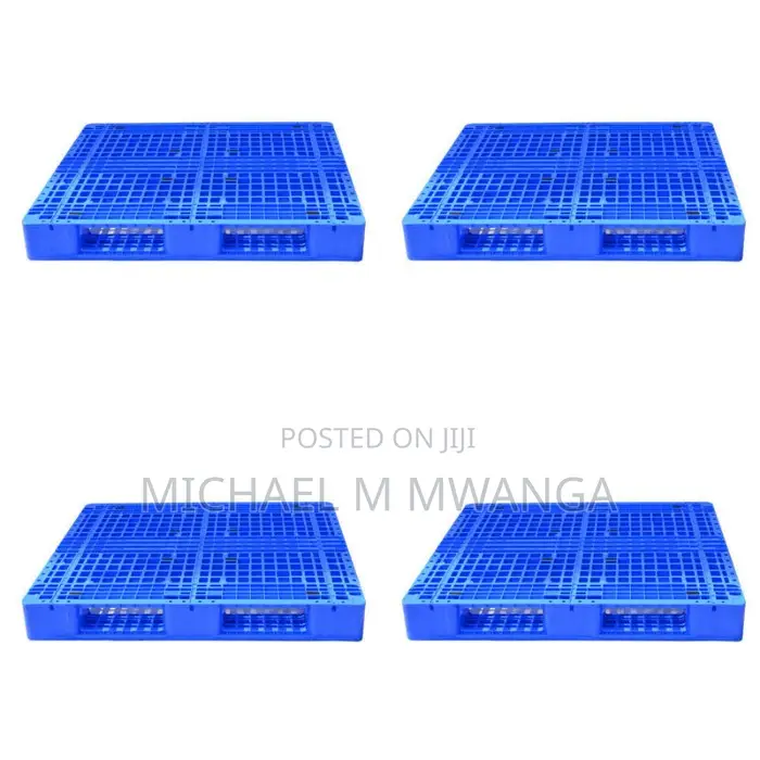 Resilient Rackable Plastic Pallets