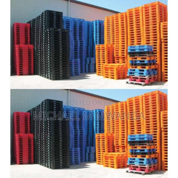 Cost-Effective Rackable Plastic Pallets (Hdpe)