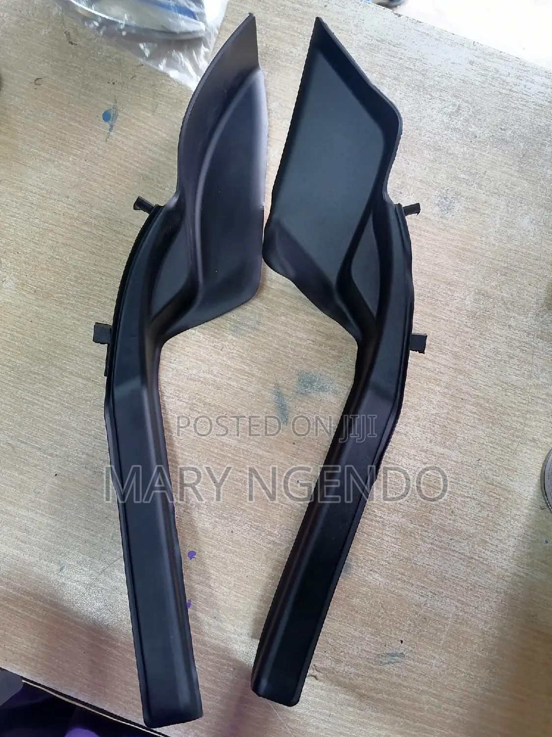 Windscreen Finisher for Toyota Rav4