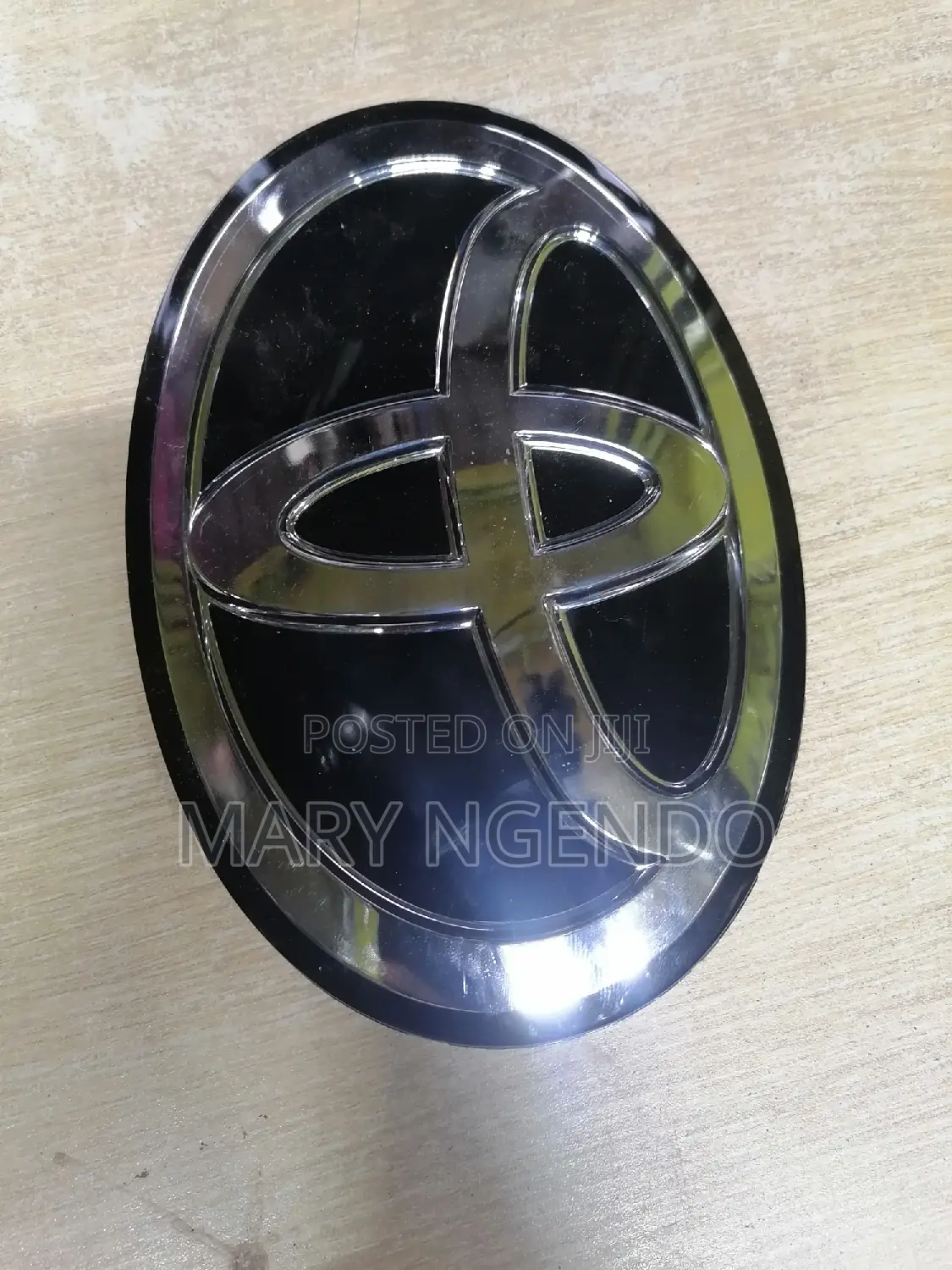Grill Logo for Prado 150