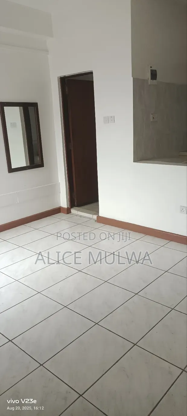 1bdrm Bedsitter in Shopping Center, South B for rent