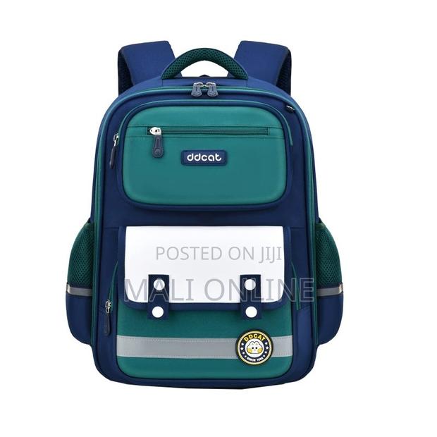 3d Laminated Unisex School Backpack For Kids Waterproof Bookbag - thumbnail 2