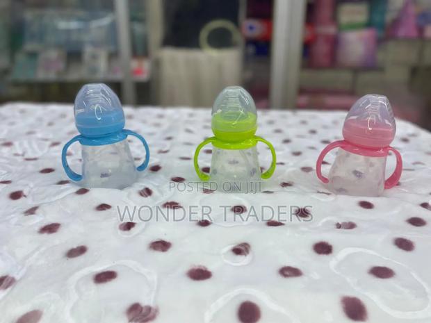 Squeezable Bottle /180ml Squeezable Bottle - main view