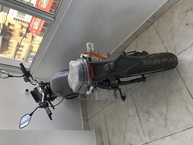 New Motorcycle 2023 Silver - thumbnail 3