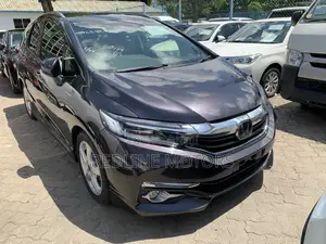 Honda Fit Shuttle 2018 Black