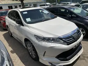 Toyota Harrier 2.0 4WD 2018 Off white