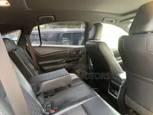 Toyota Harrier 2.0 4WD 2018 Off white