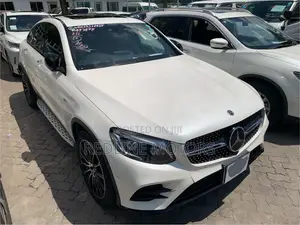 Mercedes-Benz GLC-Class 2018 Off white