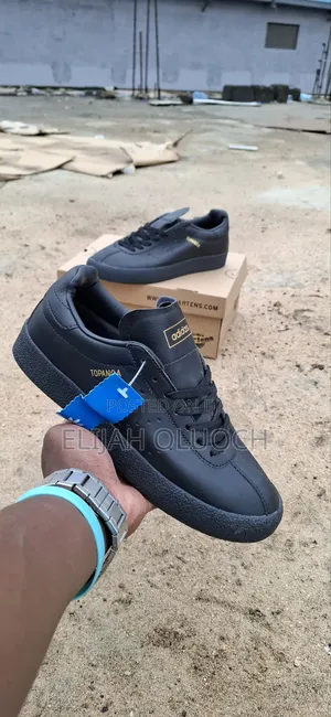 Leather Black Adidas Topanga