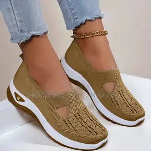 Ladies Breathable Shoes