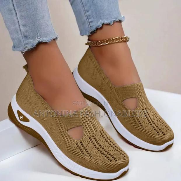 Ladies Breathable Shoes - thumbnail 3