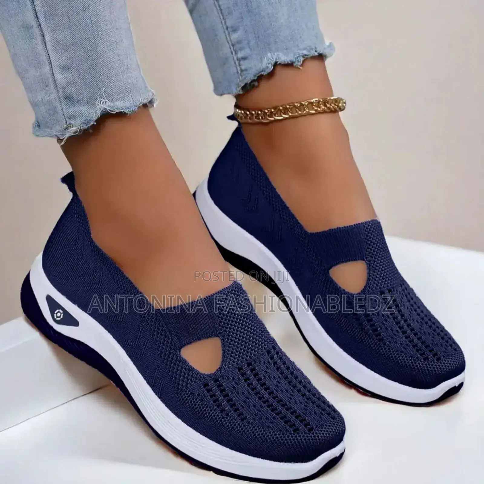 Ladies Breathable Shoes