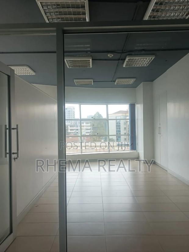 Available Office Space Ref 135 - thumbnail 4