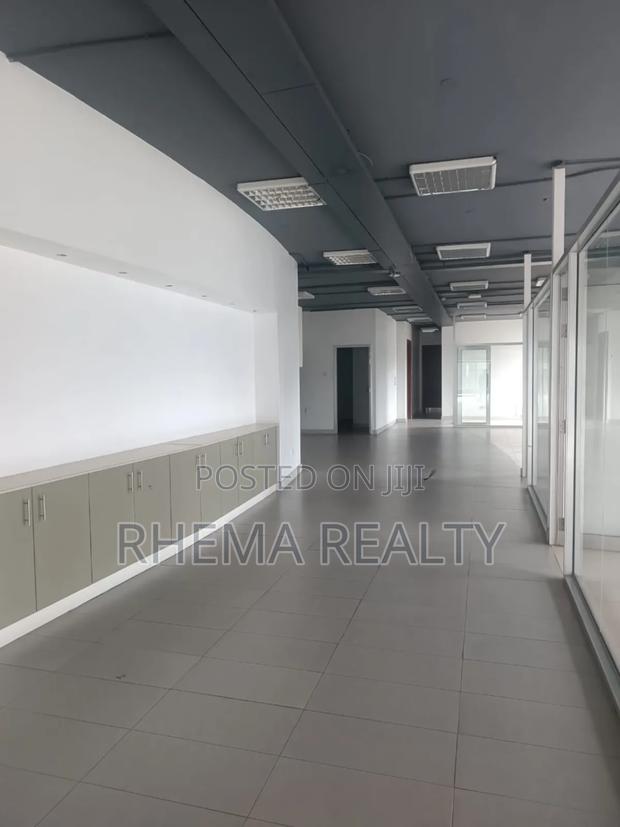 Available Office Space Ref 135 - thumbnail 6