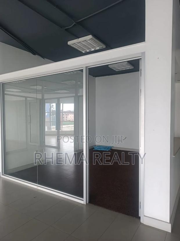 Available Office Space Ref 135 - thumbnail 8