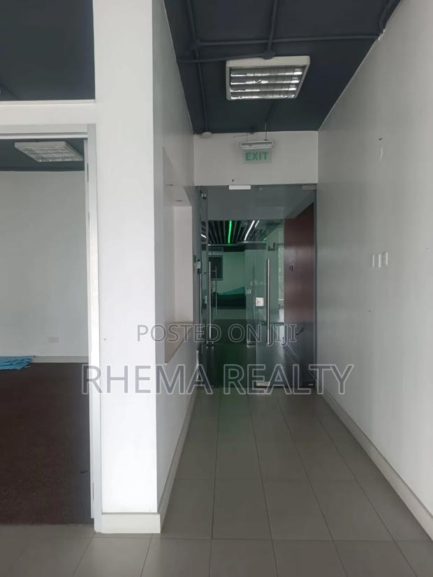 Available Office Space Ref 135 - thumbnail 9