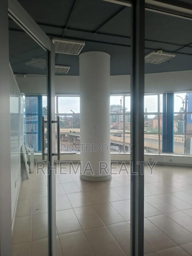 Available Office Space Ref 135 - thumbnail 10