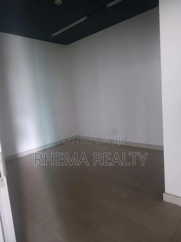 Available Office Space Ref 135 - thumbnail 13